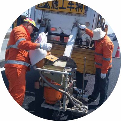 شراء طلاء عاكس دائم بالذوبان الساخن لتخطيط الطرق تصنيع عبر الإنترنت