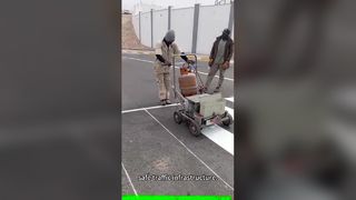 الحلول العالمية لعلامات الطرق البلاستيكية الحرارية من أجل بنية تحتية أكثر أمانًا